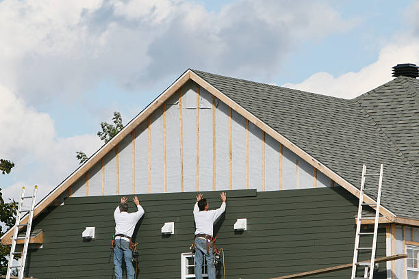 Professional Emergency Siding Repair technician working in Lumberton, NC